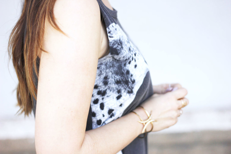 How to Wear a Sleeveless Top with Confidence + Giveaway Glam Latte