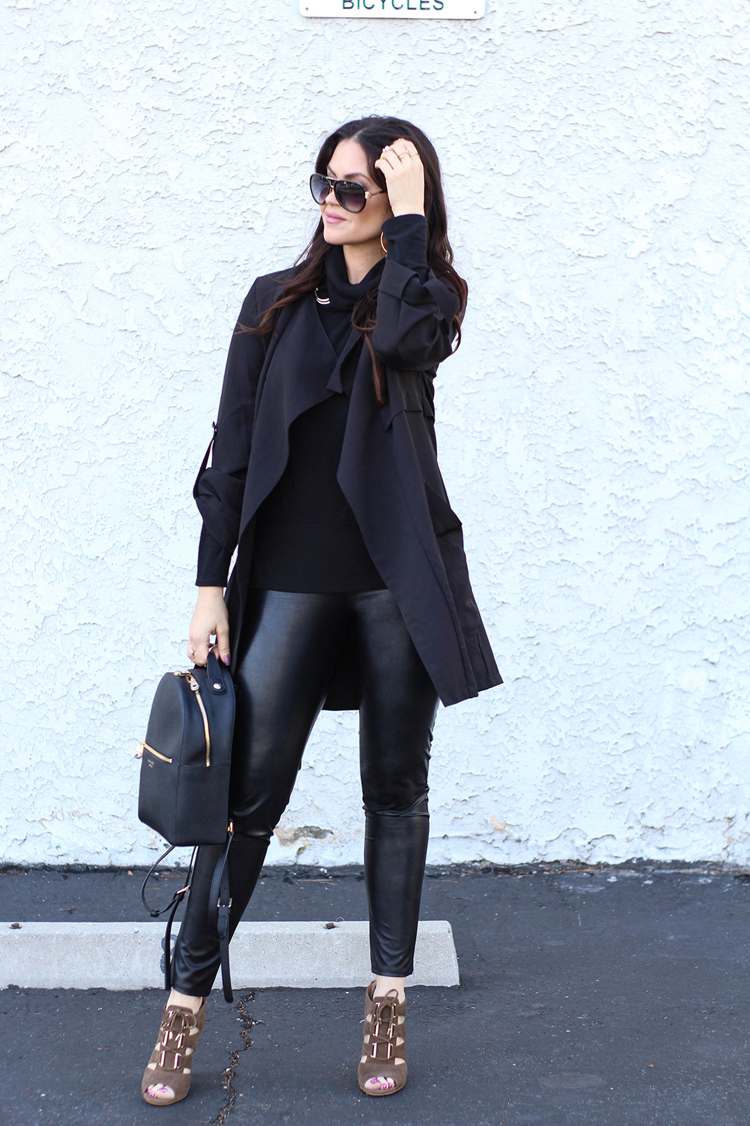 Black Trench-full-4