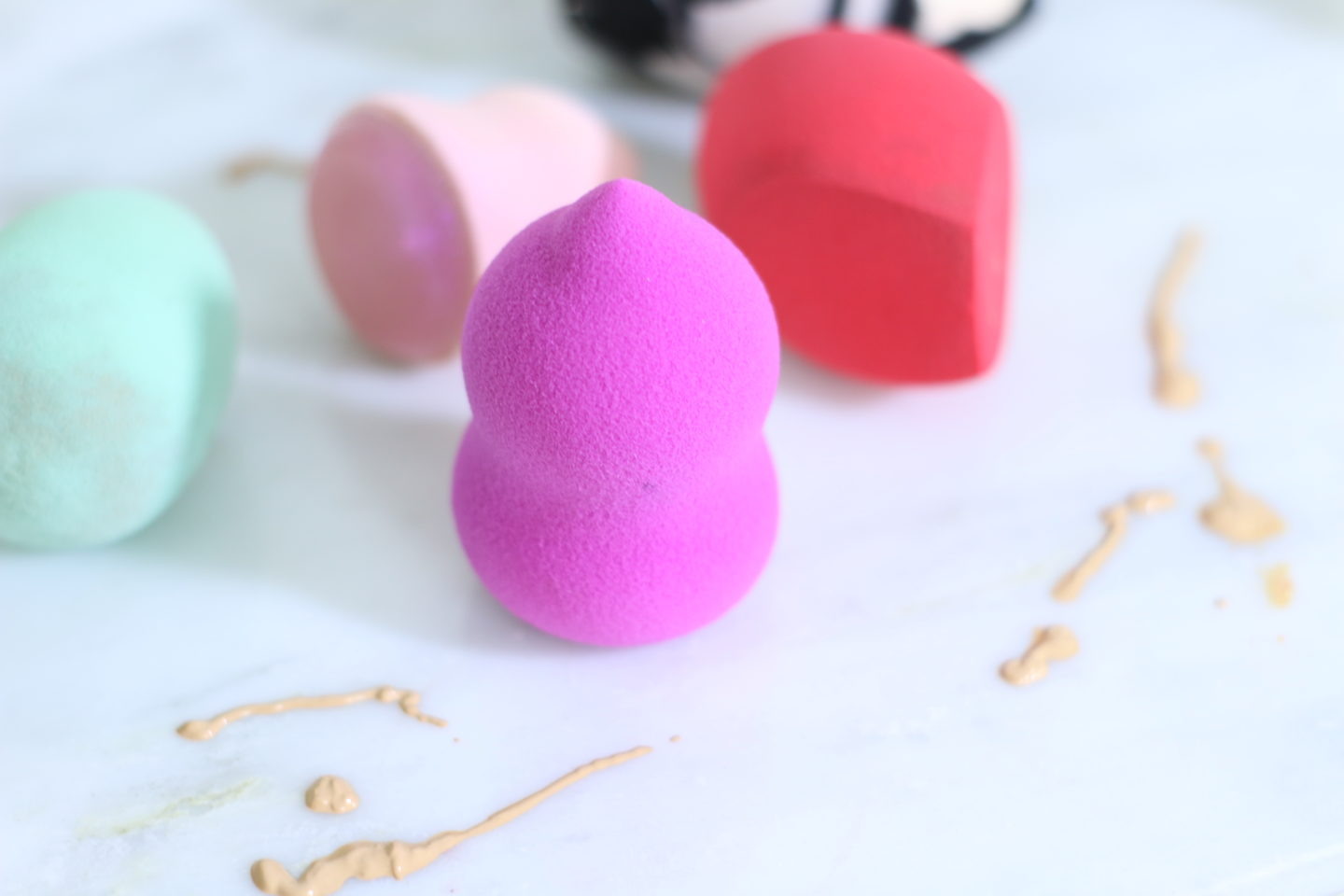 5 AFFORDABLE BEAUTY SPONGES